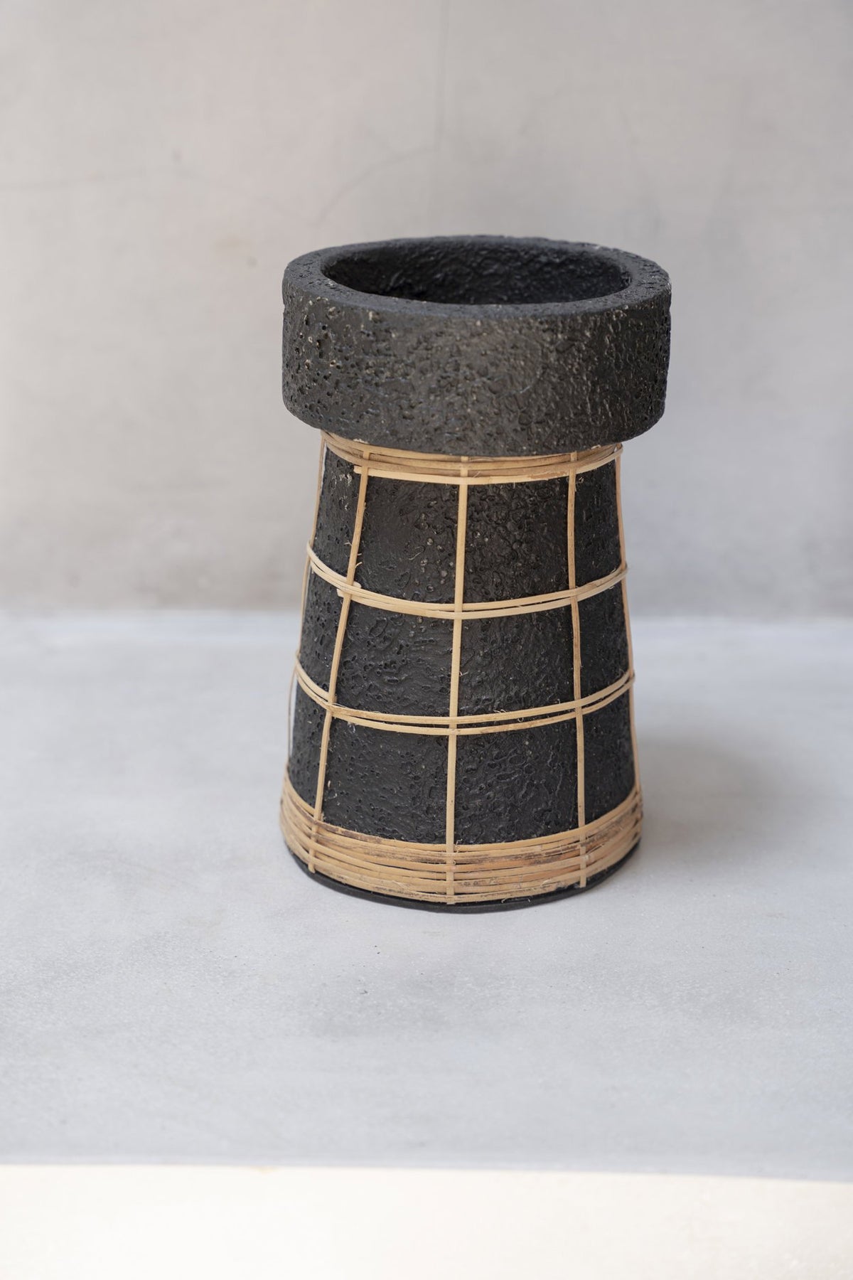 BB - Bougeoir The Serene - Aspect Naturel Noir - L