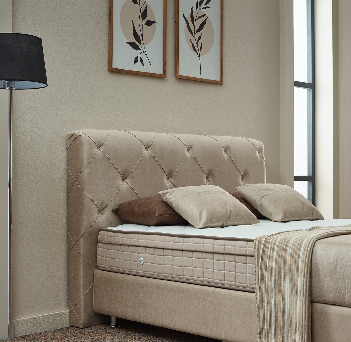 2BM - Boxspring Almi - Avec espace de rangement - Tissu - Taupe - 180x121x200cm