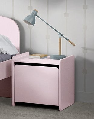 Cette combinaison KIDDY en rose se compose d'un lit (90 x 200) et de sa table de chevet assortie.